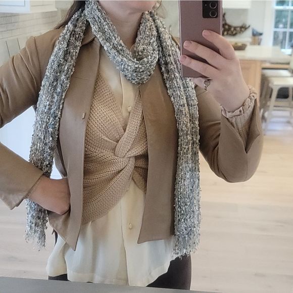 August silk silk blouse - Picture 8 of 11